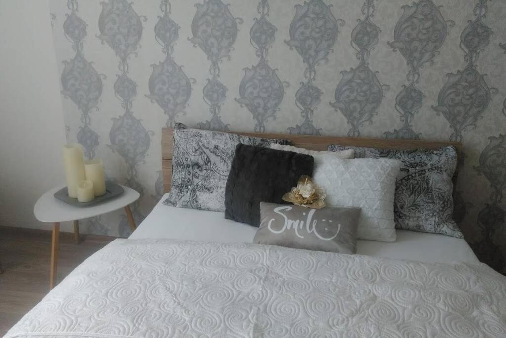 Stylovy Apartman V Centru Nachoda Extérieur photo